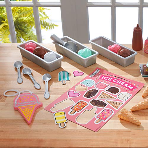 KidKraft- Kit de juguetes para tienda de helados con juguetes de madera con forma de helados (incluye más de 20 unidades) (53539)