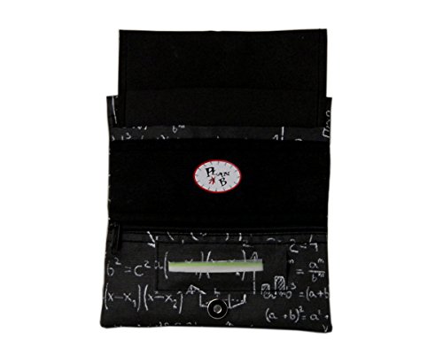 Plan B, Pitillera Tabaco de Liar, Yolo Mates, 16 x 8,5 cm, 50 gr, con Bolsa Interior de Goma EVA, Negra Estampado