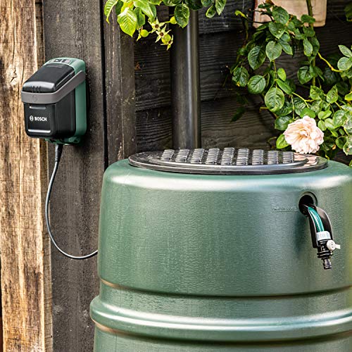 Bosch Bomba de agua sumergible Kit de prolongación GardenPump 18 (con accesorios de fijación de depósito y pared y manguera de jardín de 2,5 m, embalaje en caja)