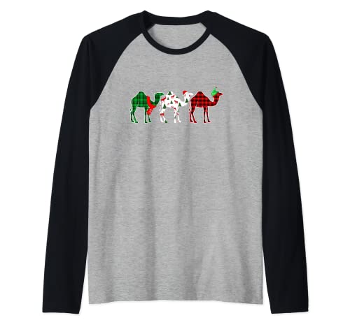 Camello divertido árbol de Navidad luces rojo cuadros Navidad Camiseta Manga Raglan