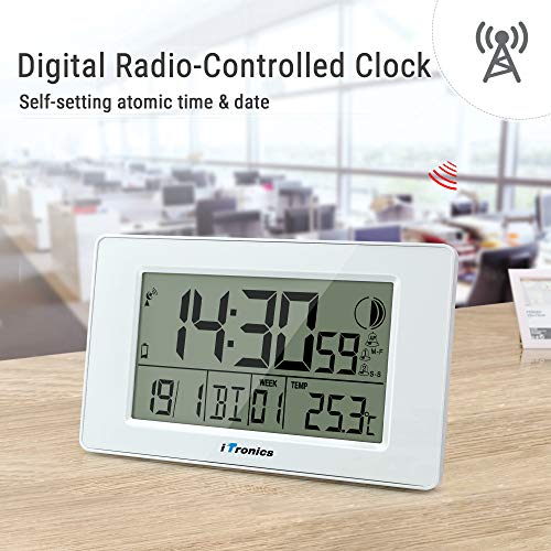 iTronics Reloj de Radio Digital de Pared con Indicador de Temperatura Reloj Despertador Temporizador de Cuenta atrás, Blanco