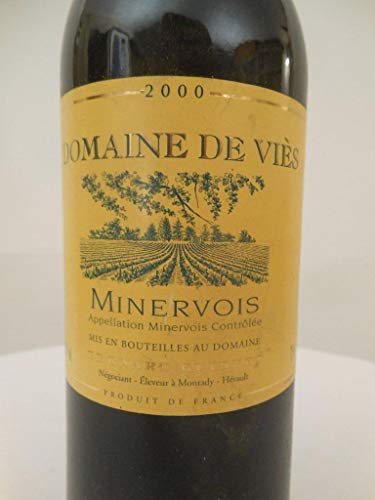 minervois domaine de vies rouge 2000 - languedoc france: une bouteille de vin.