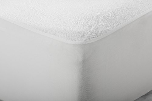 Pikolin Home - Protector de colchón de cuna de rizo impermeable, transpirable y muy absorbente con faldón ajustable