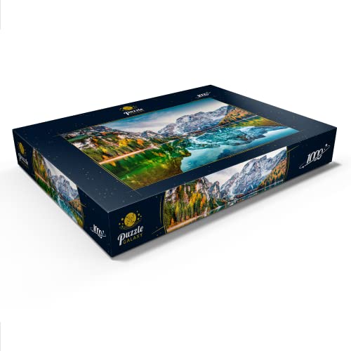 Primeras Nieves En El Lago Braies. Colorido Paisaje Otoñal En Los Alpes Italianos - Premium 1000 Piezas Puzzles - Colección Especial MyPuzzle de Puzzle Galaxy