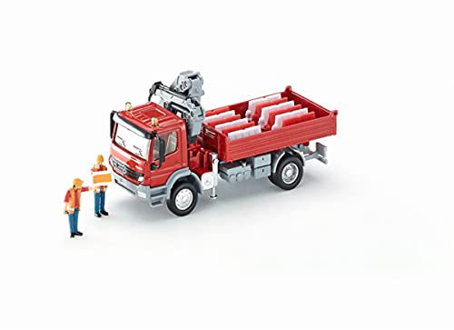 siku 3534 Camión con zona de carga y grúa, Incl. 2 figuras de juguete y 12 barreras de tráfico, 1:50, Metal/Plástico, Rojo