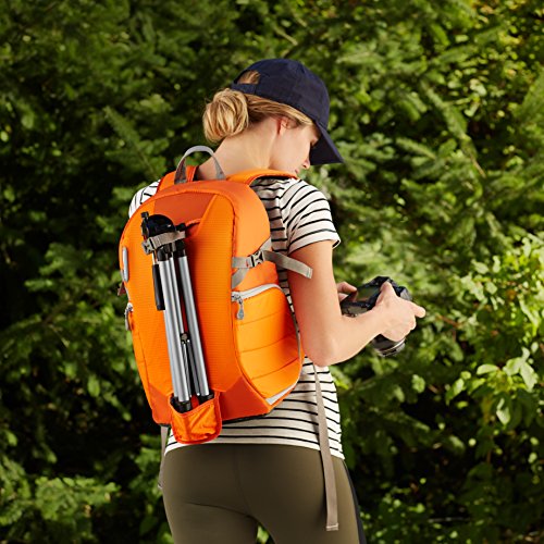 Amazon Basics - Mochila para cámara, para excursionistas - Naranja