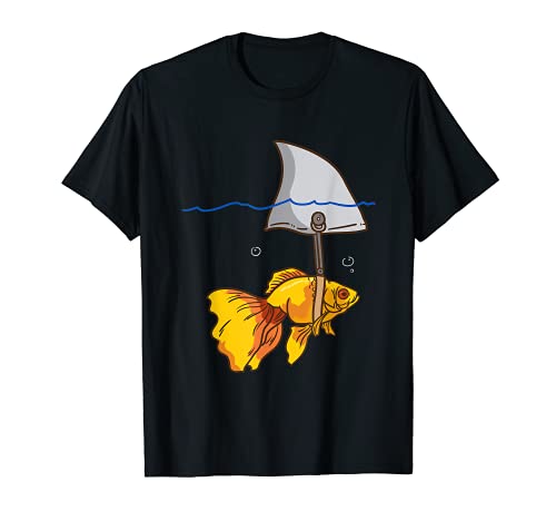 Fake Shark Goldfish T-Shirt - Funny Fish T Shirt Camiseta