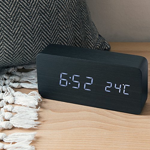 kwmobile Reloj Despertador Digital - Reloj de Madera Rectangular con luz LED - Activación táctil y por Sonido con indicador de Temperatura - Negro