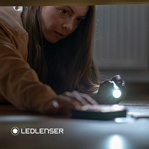 Ledlenser P2R Core - Linterna LED recargable (120 lúmenes, alcance de 65 m, duración de 5 horas, enfoque de 5 horas, USB y USB)