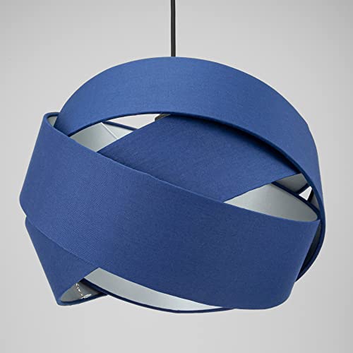 Pantalla colgante de tela de algodón azul medianoche de anillo triple moderno con interior de satén por Happy Homewares