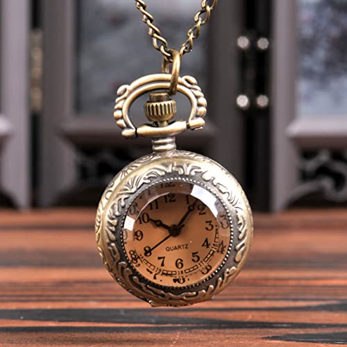 SOTUVO Collar Reloj de Bolsillo clásico de Concha de Cristal marrón Retro Europeo y Americano Reloj de Bolsillo pequeño Tallado en Cuarzo