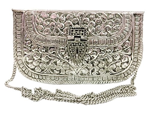 Gannu Clutch de metal de latón hecho a mano bolso nupcial para niña Artículo de regalo para fiesta de mujer Bolso cruzado étnico antiguo (Plata)