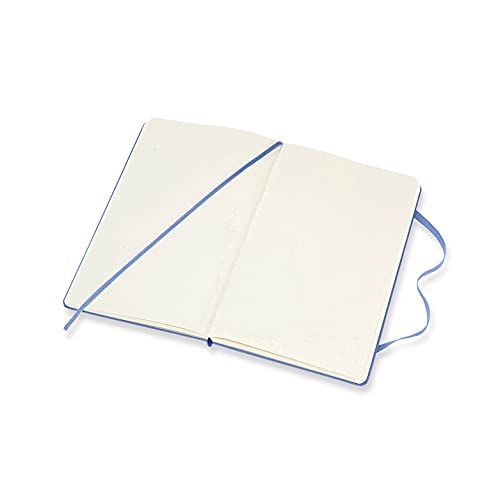 Moleskine - Cuaderno Clásico con Hojas en Blanco, Tapa Dura y Cierre con Goma Elástica, Tamaño Grande 13 x 21 cm, Color Azul Hortensia, 240 páginas