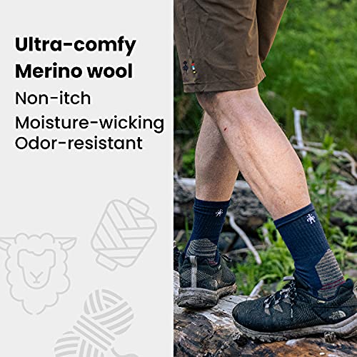 Smartwool Men's Mountaineer Classic Edition Maximum Cushion Crew Hiking Socks, Charcoal, L