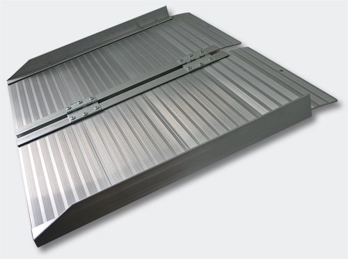 WilTec Rampa Corta de 62cm para un escalón 270kg Aluminio Portátil Plana Minusválidos Acceso Sin barreras