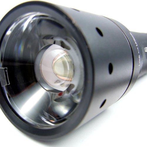 Zweibrüder MT7 - Linterna LED (funciona con 4 pilas AAA), color negro