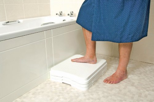 NRS Healthcare - Escalón ajustable para baño
