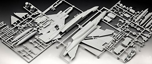 Revell Revell-F-4J I Set 63941 F-4J Phantom II, en Kit Modelo con Base Accesorios, fácil Pegar y para pintarlas, Escala 1:72, 24,5cm, 24,5 cm de Largo