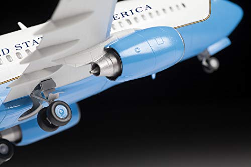Zvezda 500787027 500787027-1:144 Boeing 737-700 / C-40 - Maqueta de montaje de plástico para principiantes, color blanco y azul