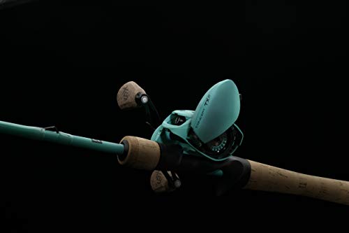 13 FISHING - Concept TX2 - Carrete de pesca de bajo perfil Baitcast - Relación de engranajes 7.5: 1 - Recuperación de mano derecha (fresco+sal) - TX2-7.5-RH