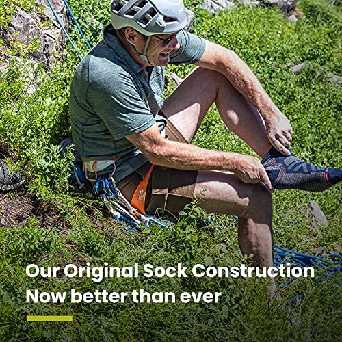 Smartwool Men's Hike Classic Edition Zero Cushion Liner Crew Hiking Socks, Black, M